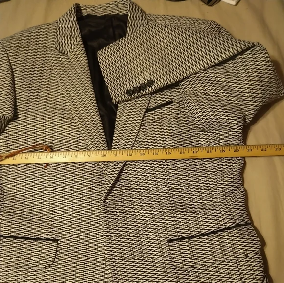 Jacket - Picture 3 of 7